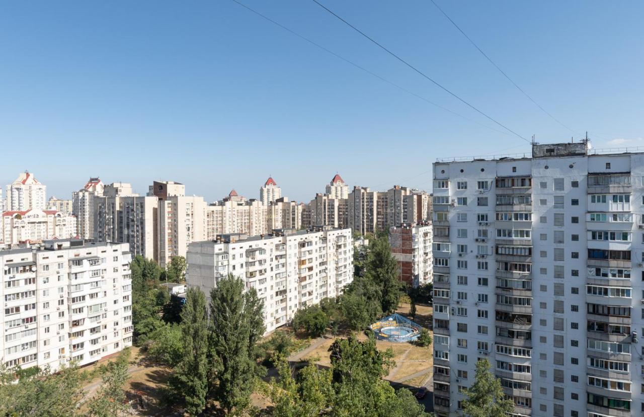 Чудова Квартира Для Відпочинку І Роботи На Оболоні 키예프 외부 사진